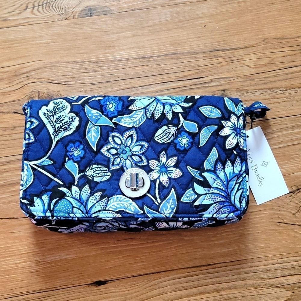 Vera Bradley Turnlock Crossbody Bag Tropics Tapestry NWT